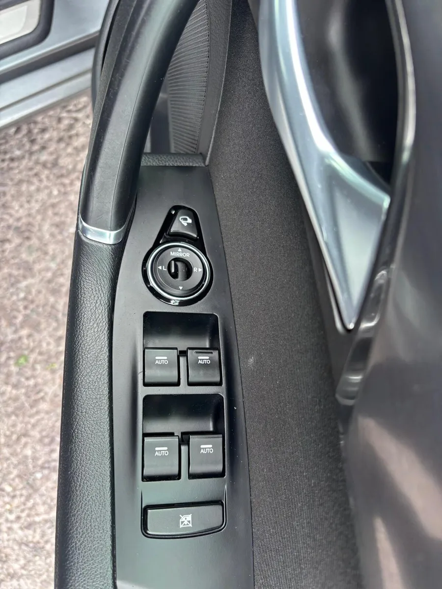 Hyundai i40 Saloon, Diesel, 2017, Silver