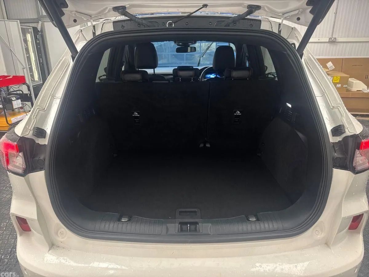 Ford Kuga SUV, Diesel, 2021, White