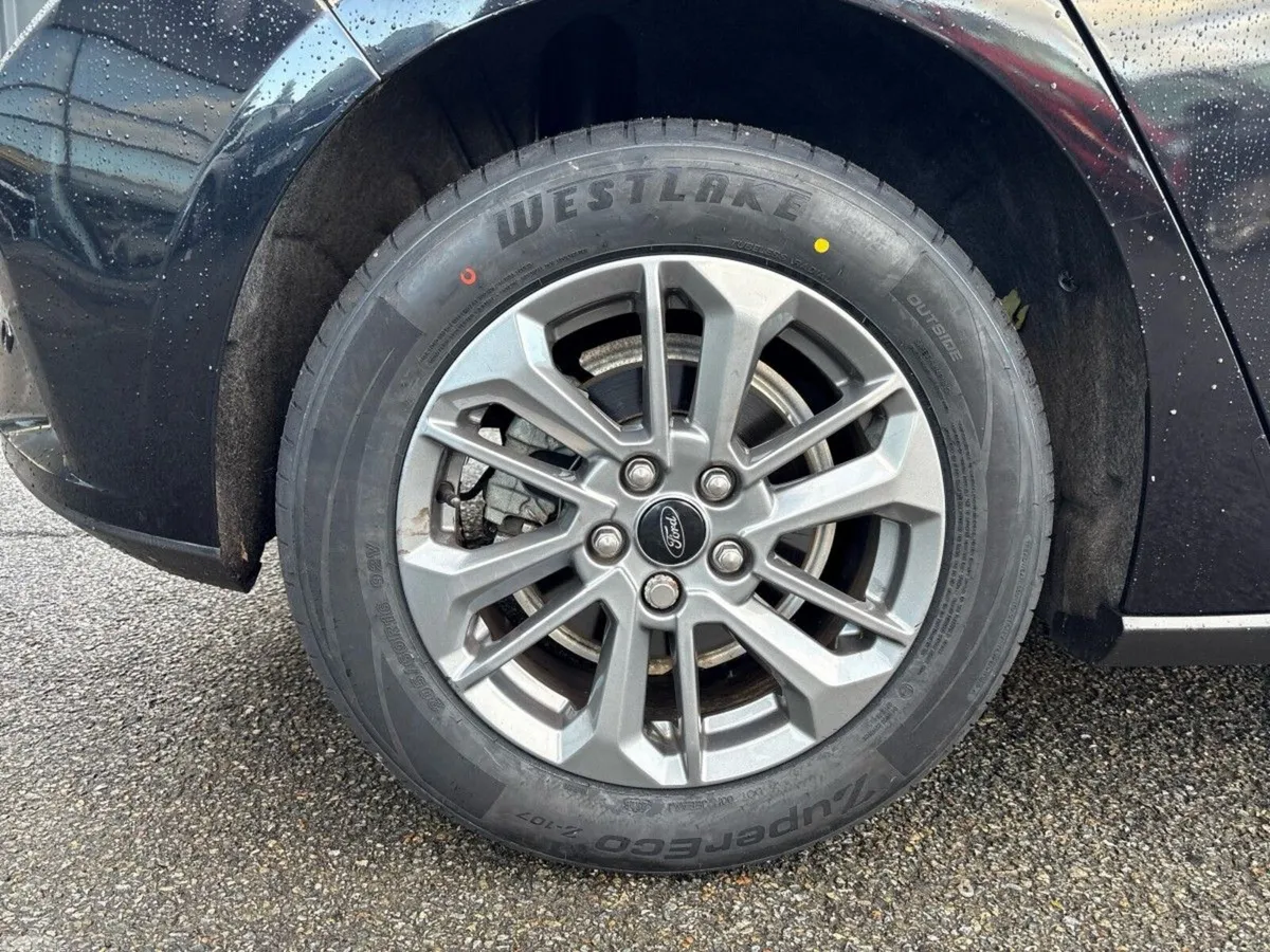 Ford Focus Hatchback, Diesel, 2023, Black
