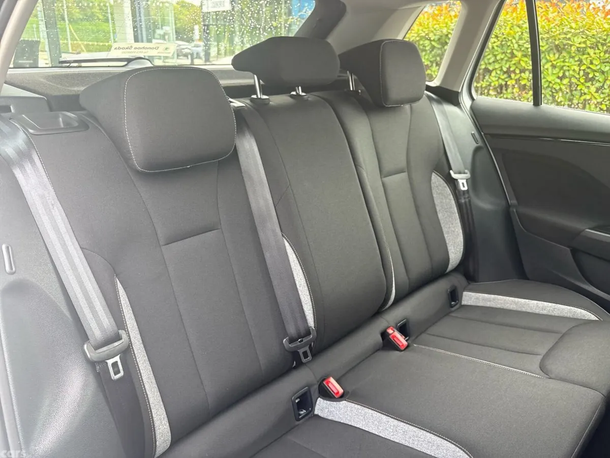 Skoda Kamiq Hatchback, Petrol, 2026, White