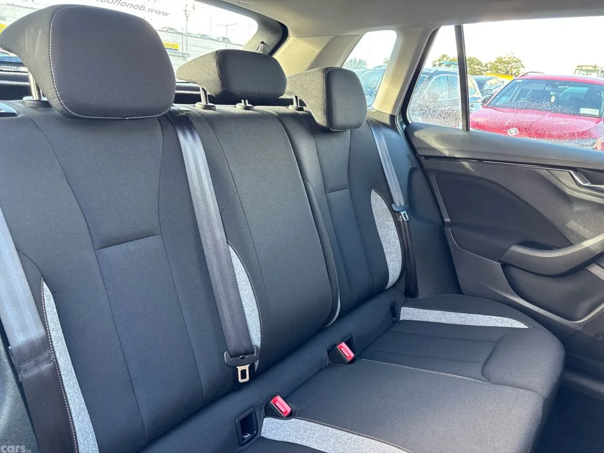 Skoda Kamiq Hatchback, Petrol, 2026, Black