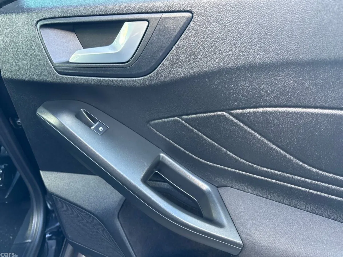 Ford Focus Hatchback, Diesel, 2023, Black