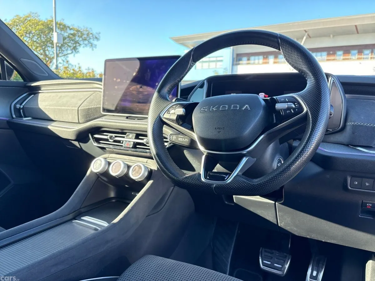 Skoda Kodiaq SUV, Petrol Hybrid, 2025, Grey