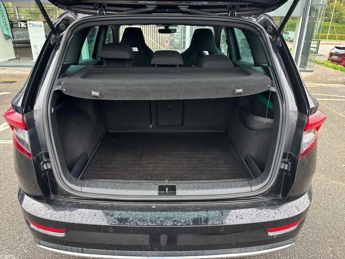 Skoda Karoq Estate, Diesel, 2021, Black