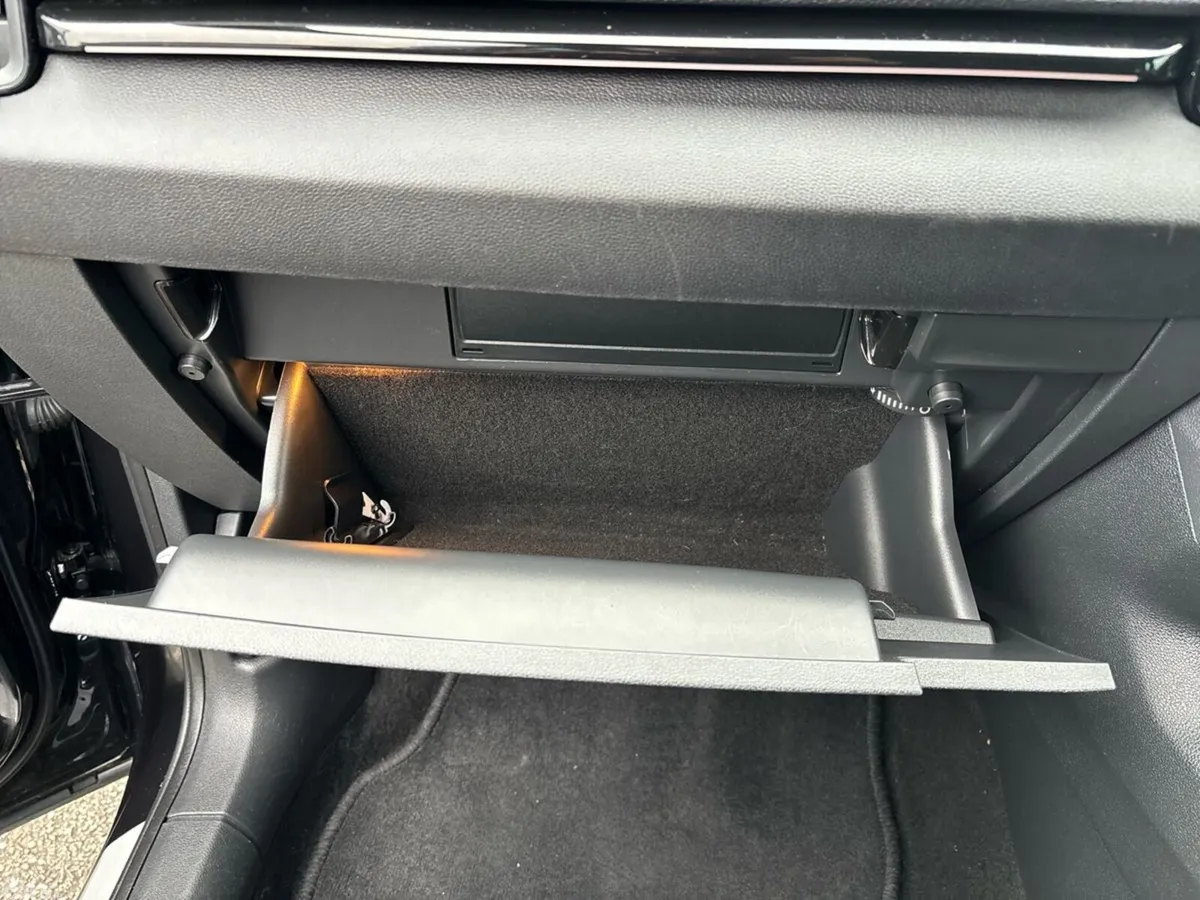 Skoda Karoq Estate, Diesel, 2021, Black
