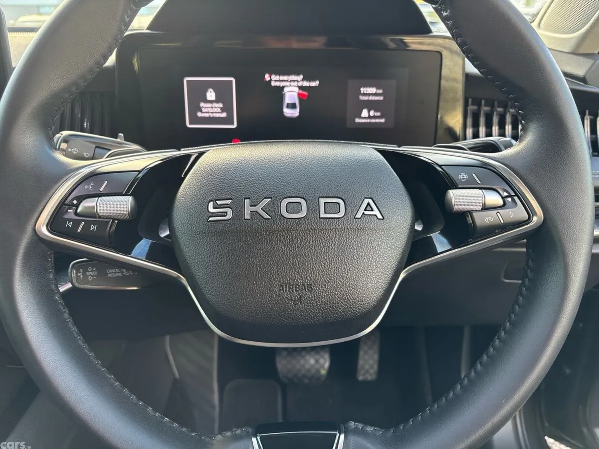 Skoda Superb Saloon, Diesel, 2026, Grey