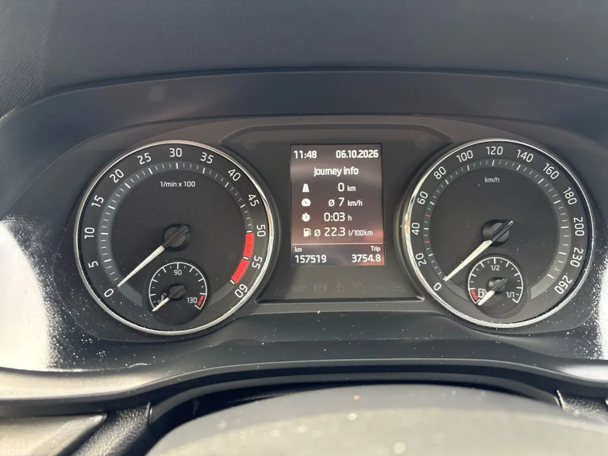 Skoda Octavia Saloon, Diesel, 2021, Blue