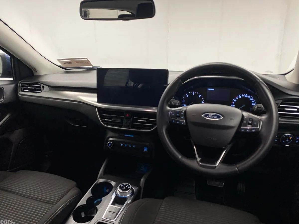 Ford Focus Hatchback, Diesel, 2023, Blue