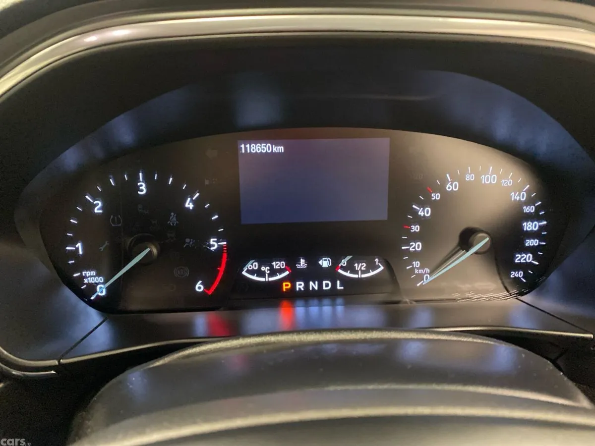 Ford Focus Hatchback, Diesel, 2023, Blue