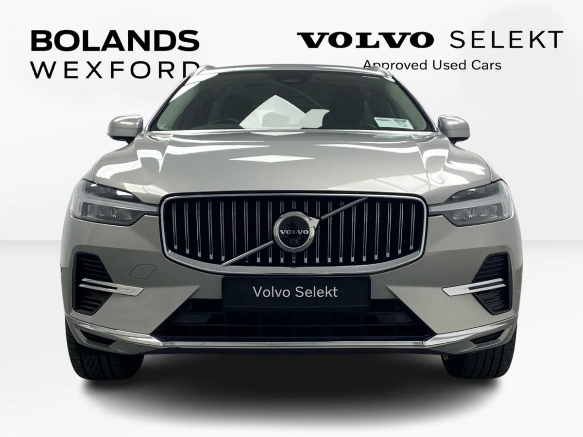 Volvo XC60 SUV, Petrol Plug-in Hybrid, 2023, Grey