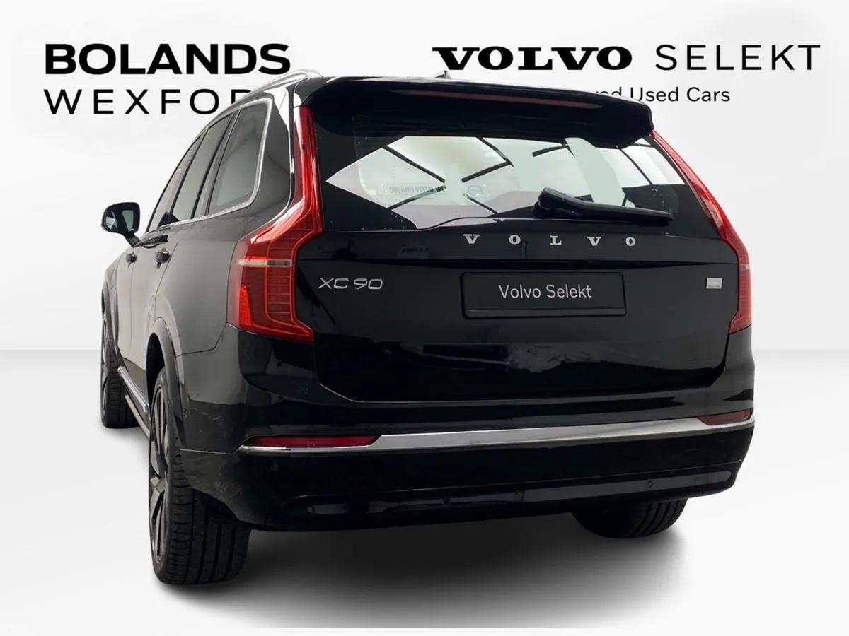 Volvo XC90 SUV, Petrol Plug-in Hybrid, 2024, Black