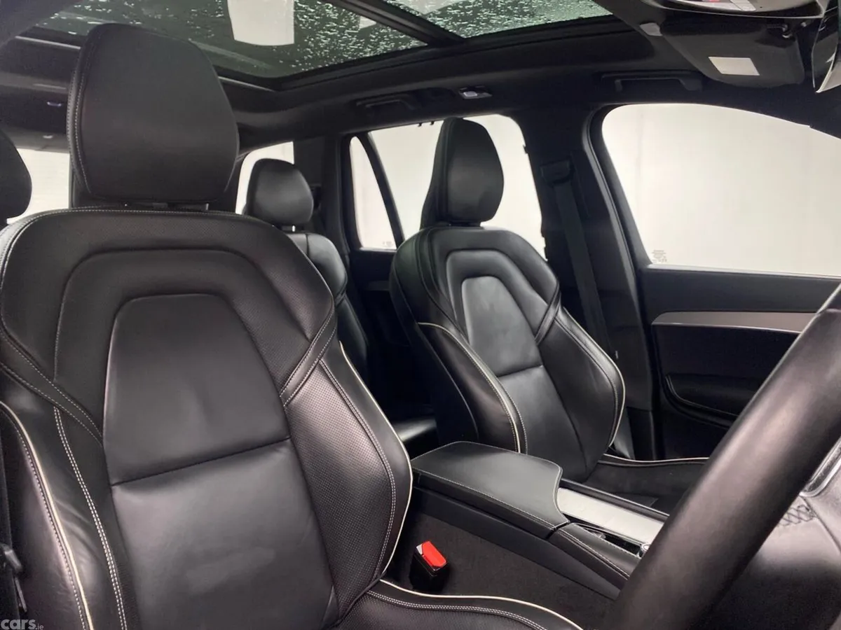 Volvo XC90 SUV, Petrol Plug-in Hybrid, 2024, Black