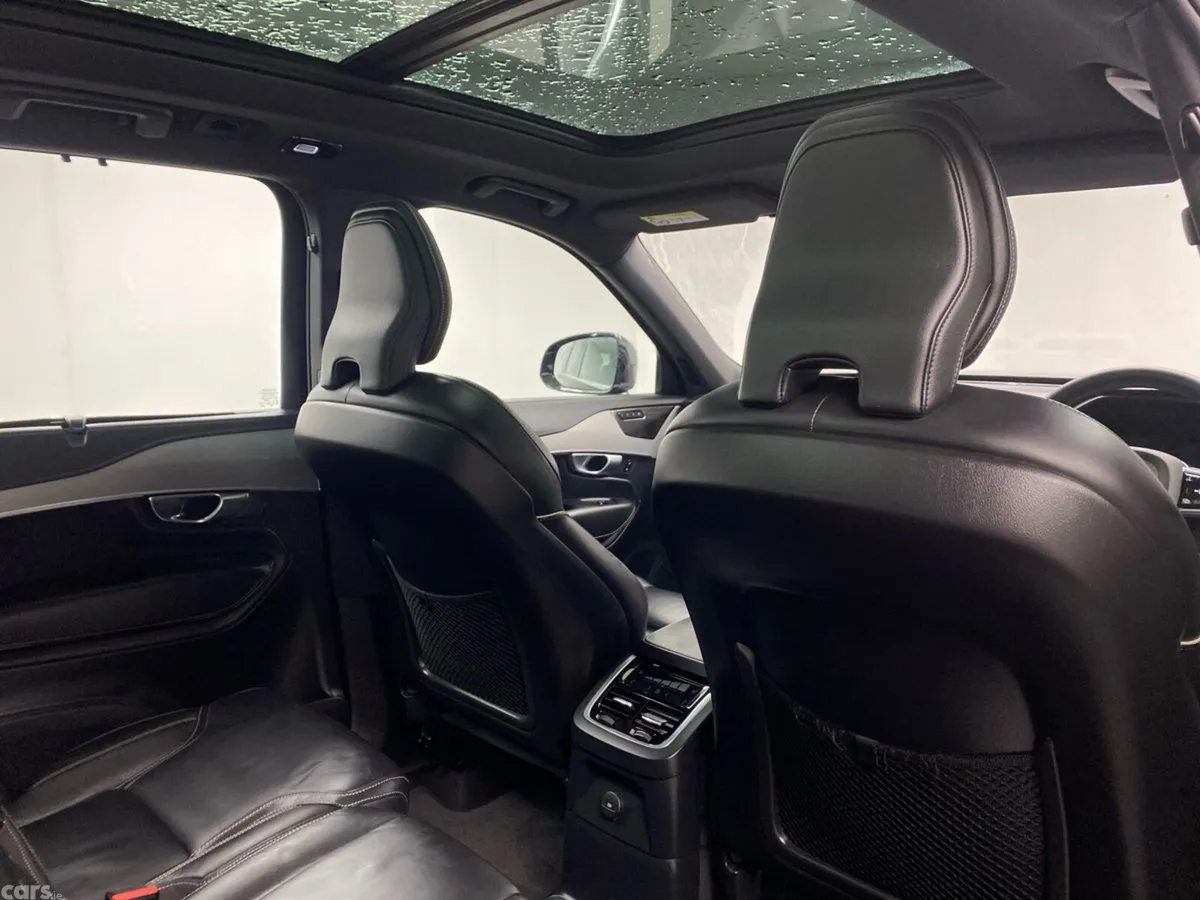 Volvo XC90 SUV, Petrol Plug-in Hybrid, 2024, Black