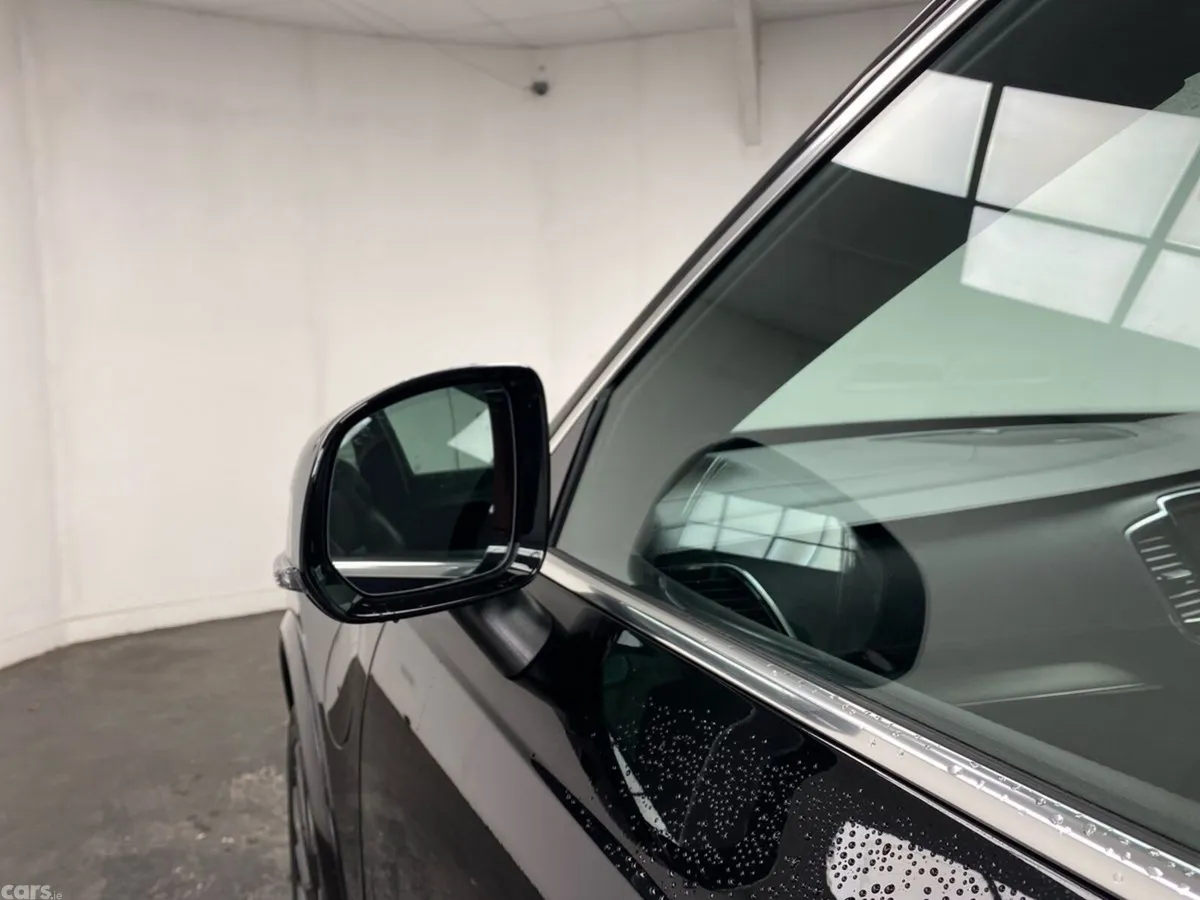 Volvo XC90 SUV, Petrol Plug-in Hybrid, 2024, Black