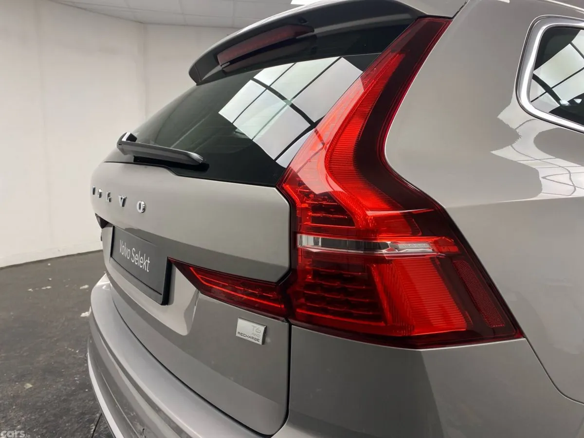 Volvo XC60 SUV, Petrol Plug-in Hybrid, 2023, Grey