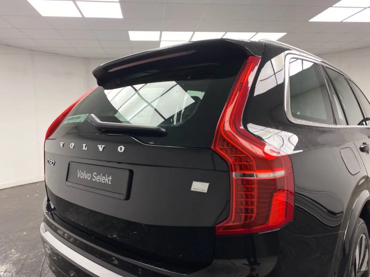 Volvo XC90 SUV, Petrol Plug-in Hybrid, 2024, Black