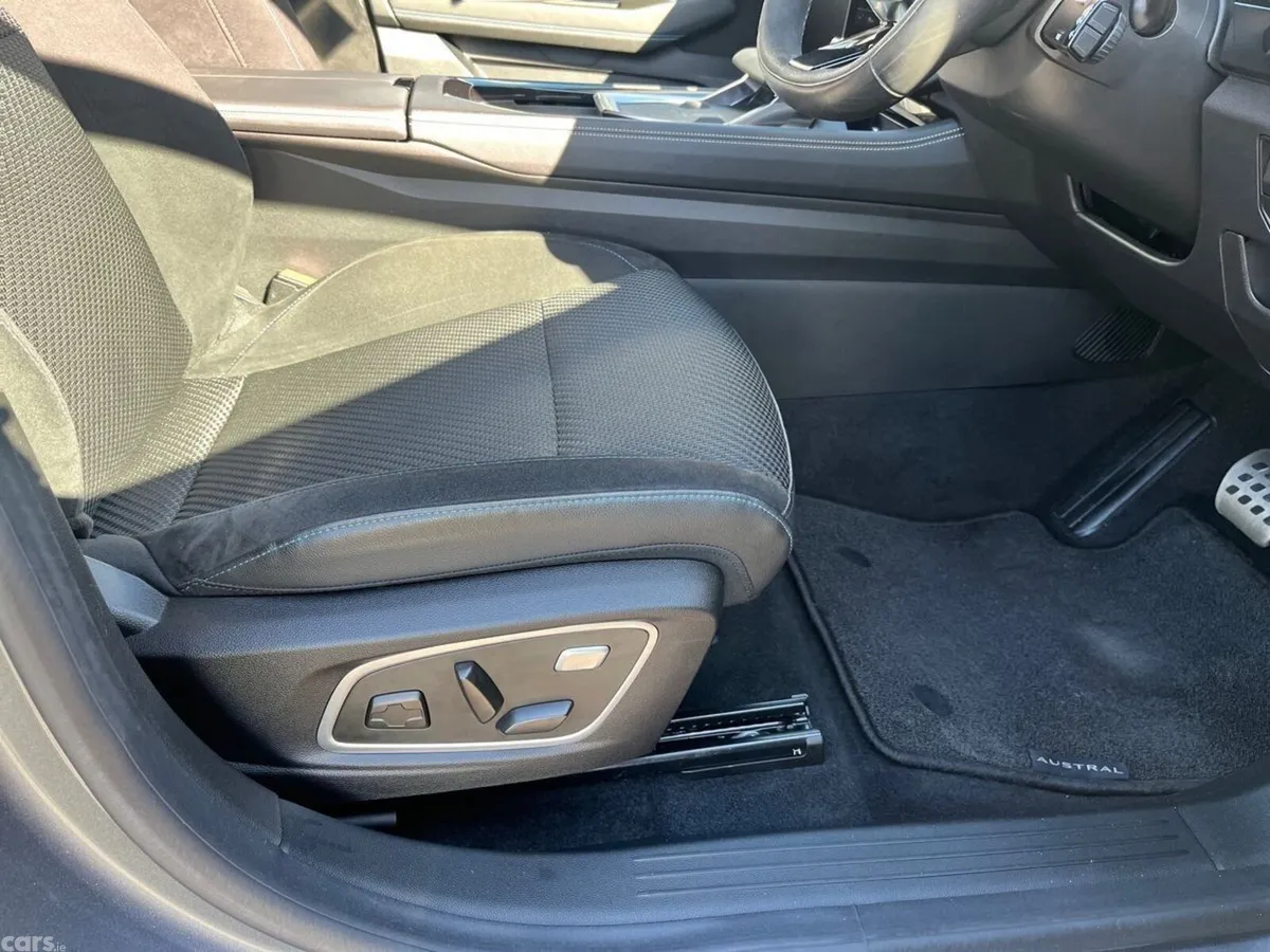 Renault Austral SUV, Petrol, 2024, Grey