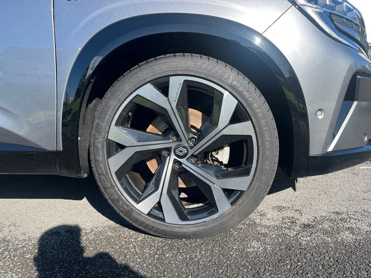 Renault Austral SUV, Petrol, 2024, Grey