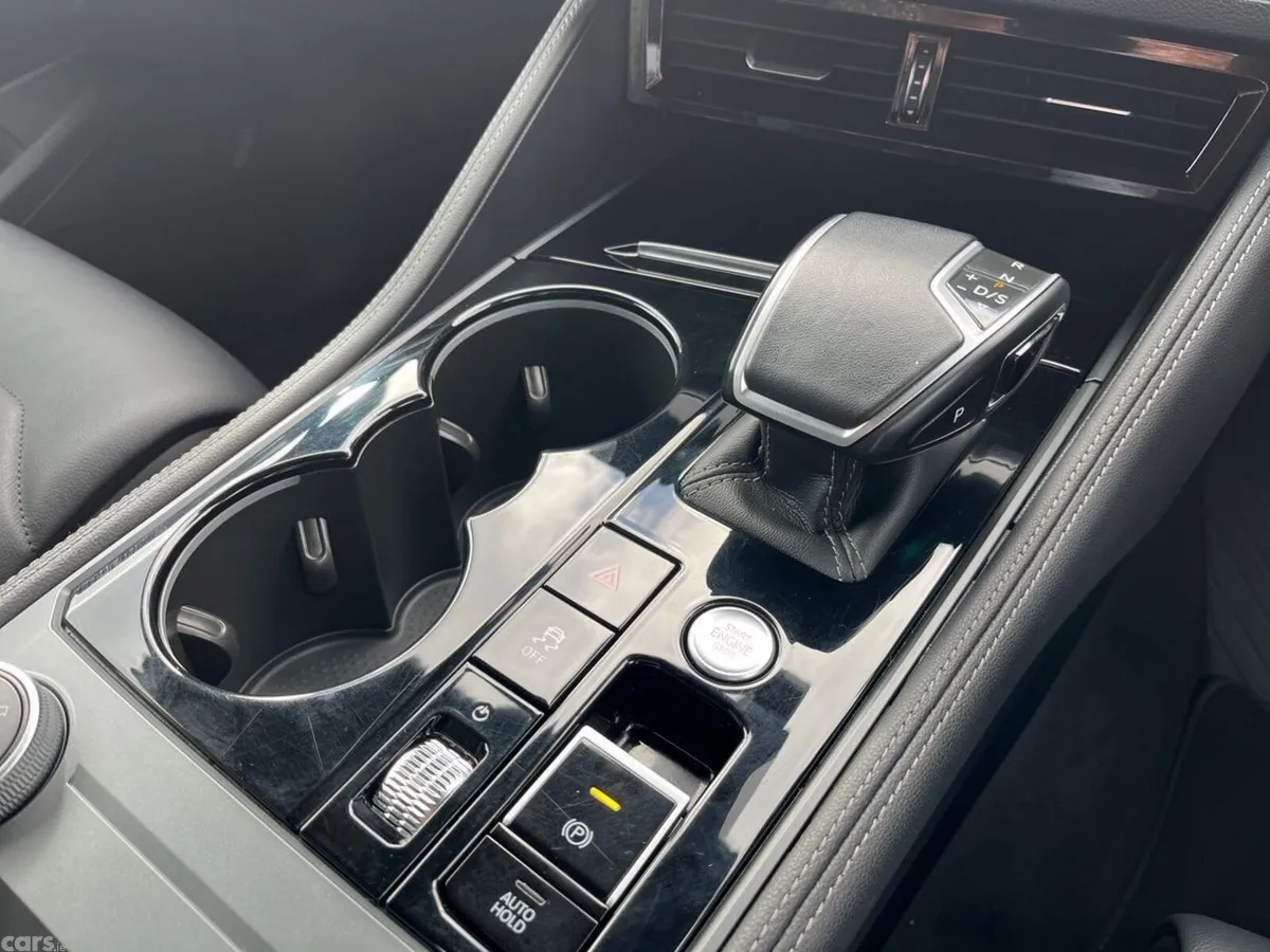 Volkswagen Touareg SUV, Diesel, 2024, White