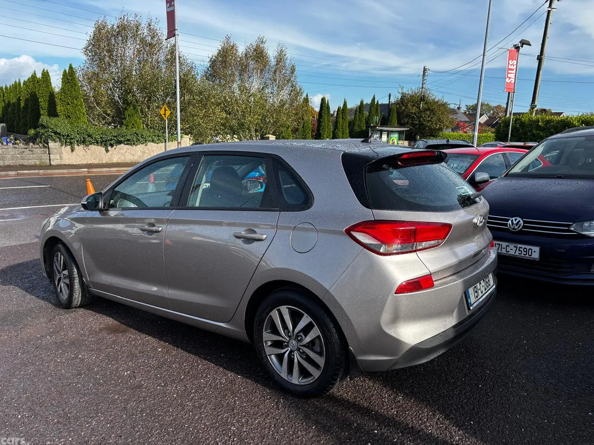 Hyundai i30 Hatchback, Petrol, 2019, White