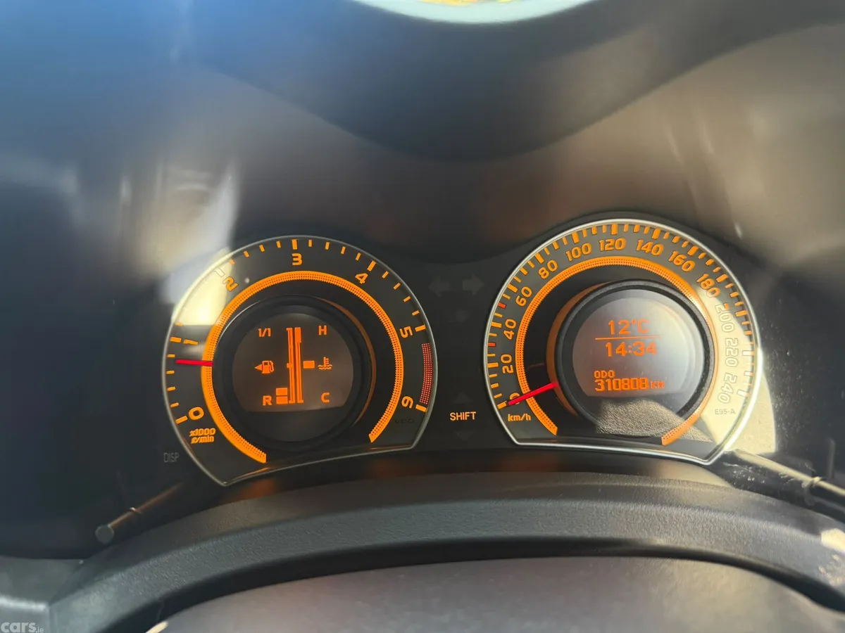 Toyota Auris Hatchback, Diesel, 2007, Black