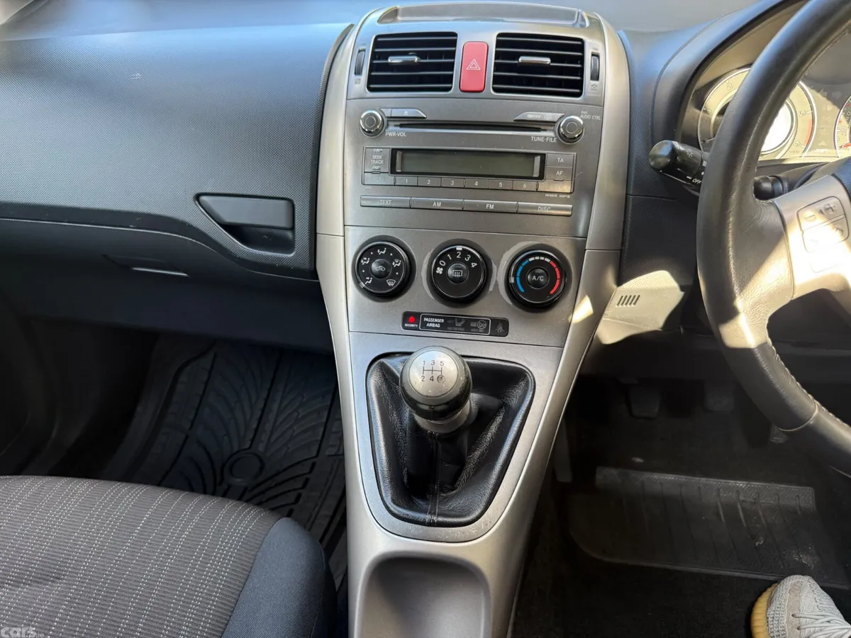 Toyota Auris Hatchback, Diesel, 2007, Black