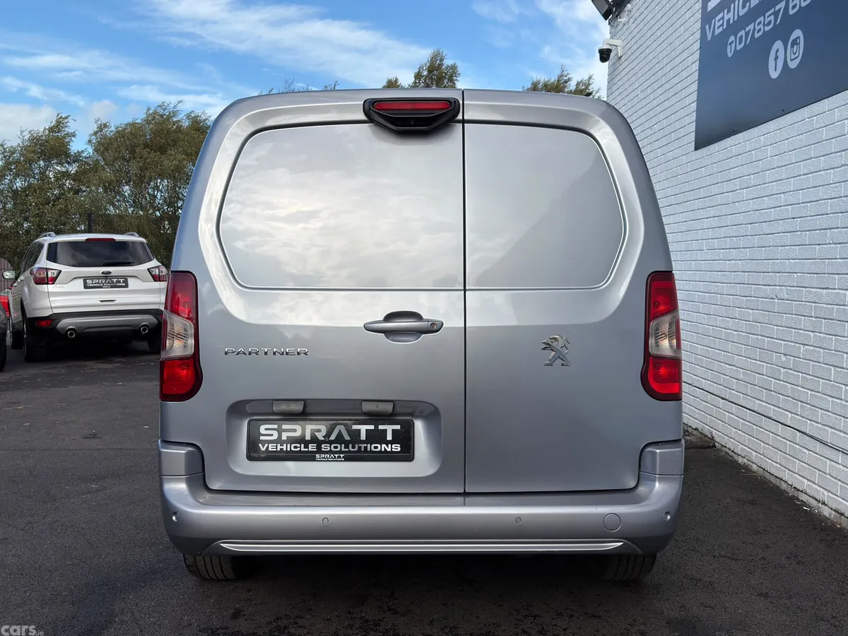Peugeot Partner MPV, Diesel, 2019, Grey