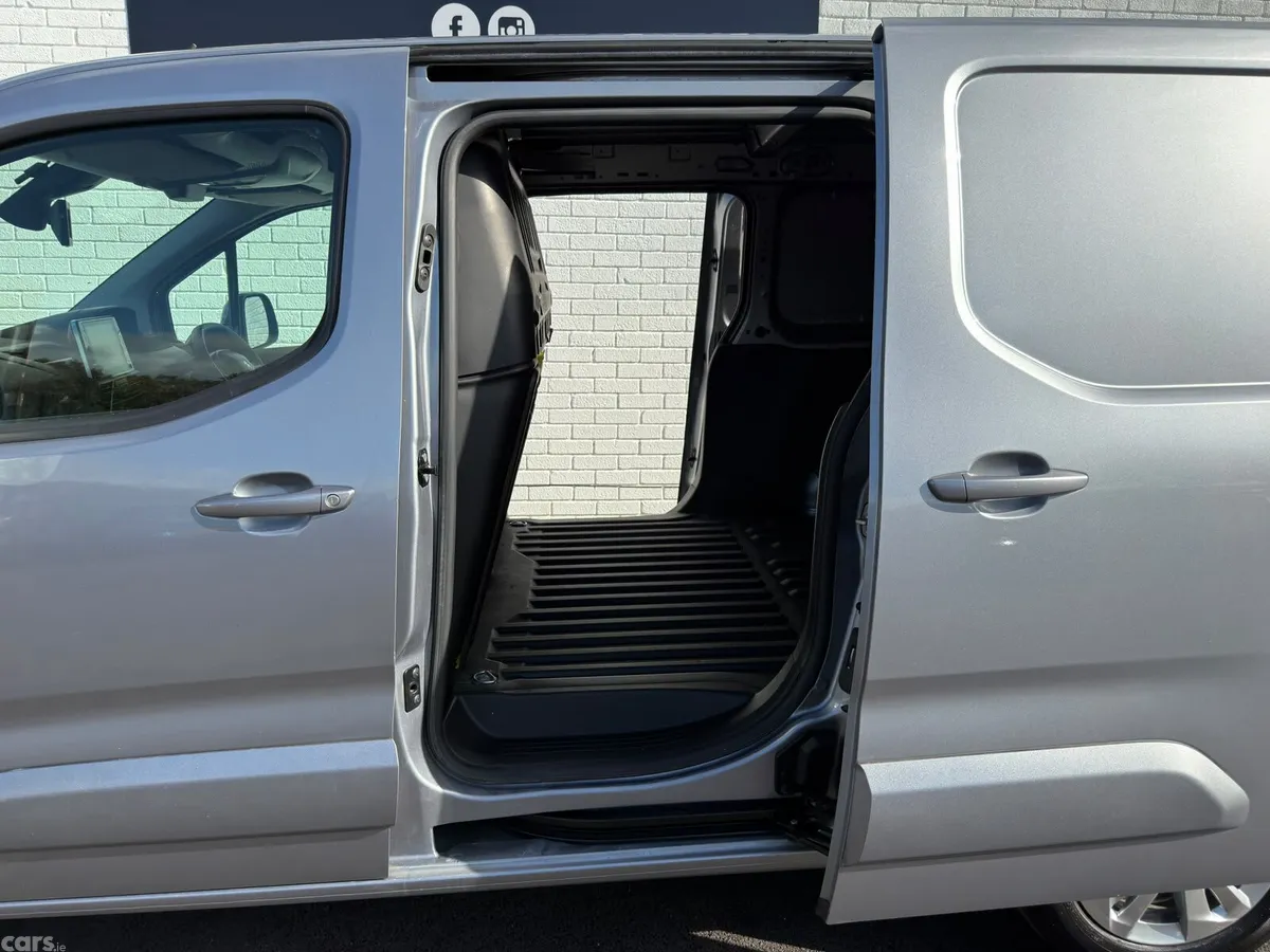 Peugeot Partner MPV, Diesel, 2019, Grey
