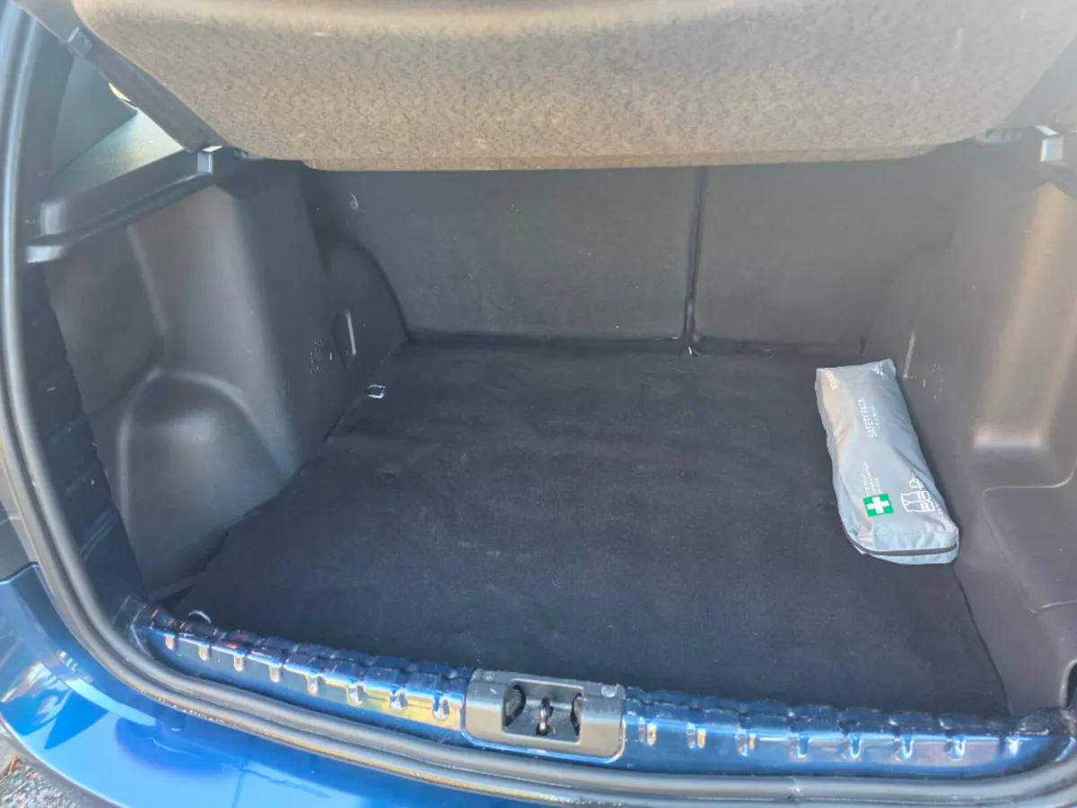 Dacia Duster SUV, Diesel, 2017, Blue