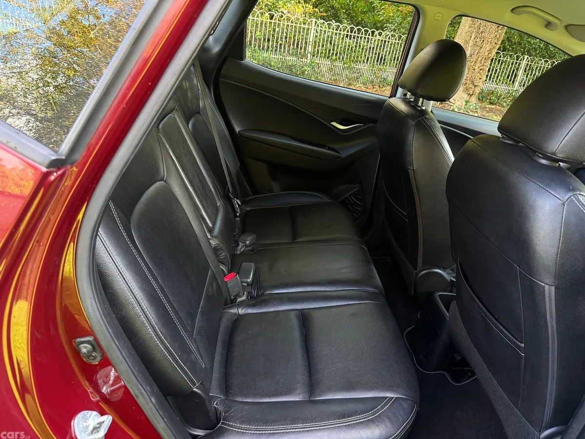 Hyundai ix20 MPV, Diesel, 2016, Red