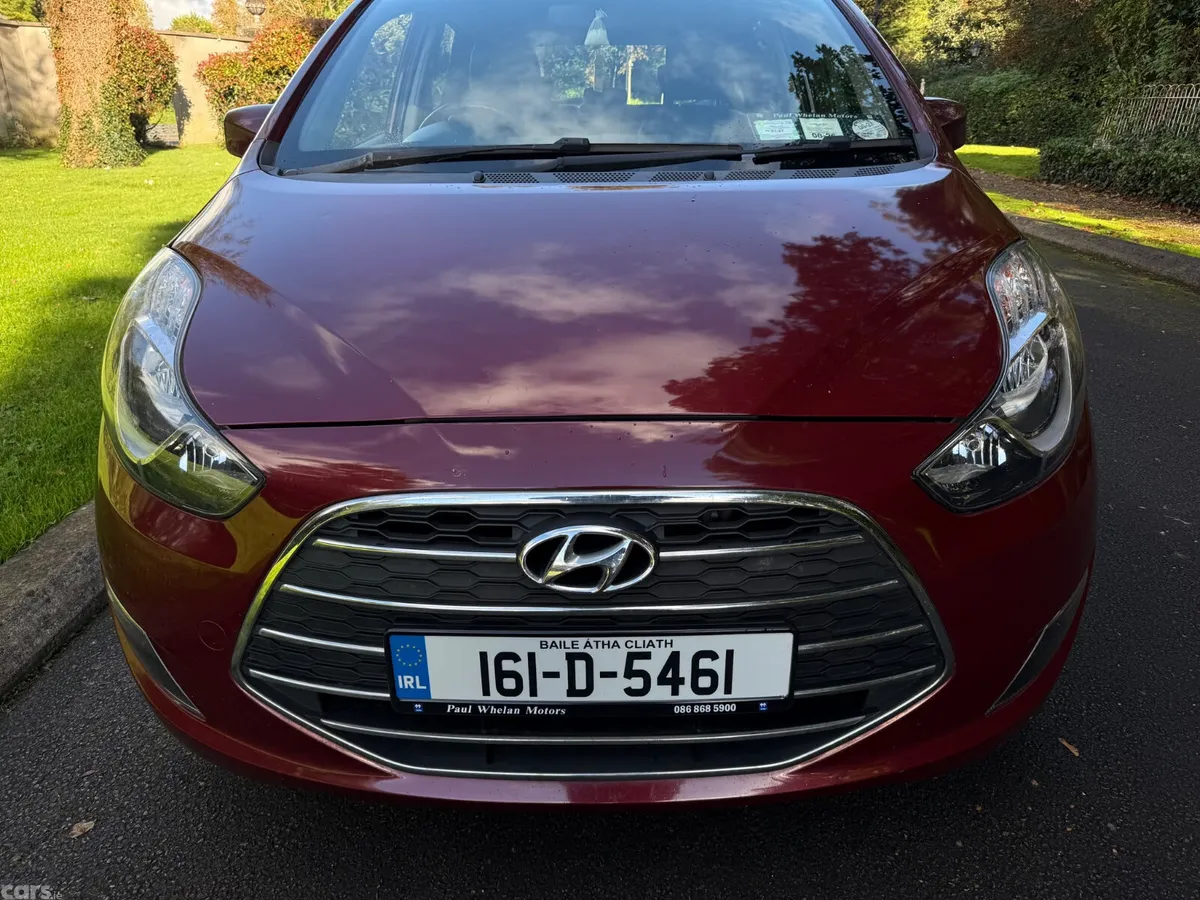 Hyundai ix20 MPV, Diesel, 2016, Red