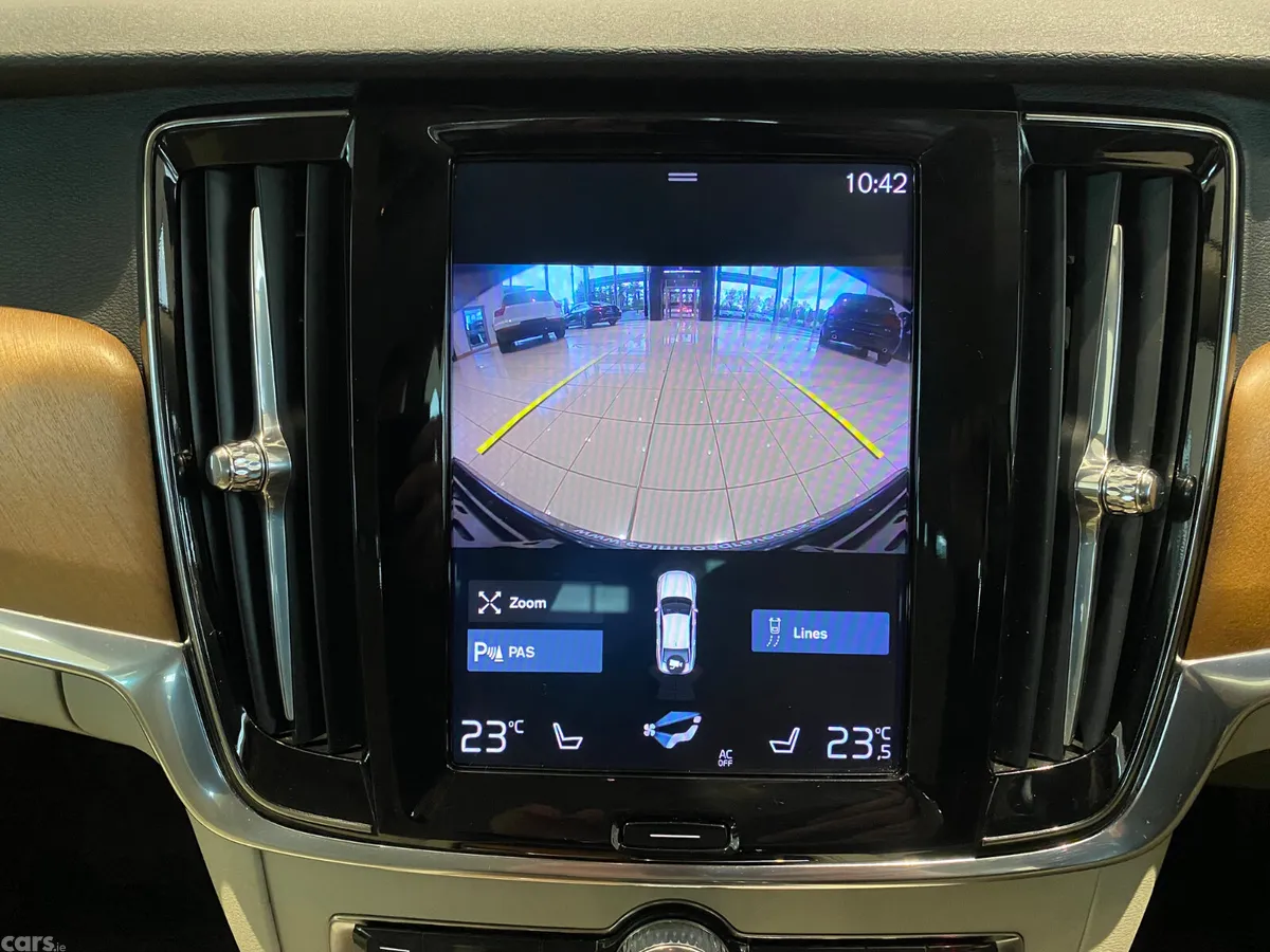 Volvo S90 Saloon, Diesel, 2018, Black