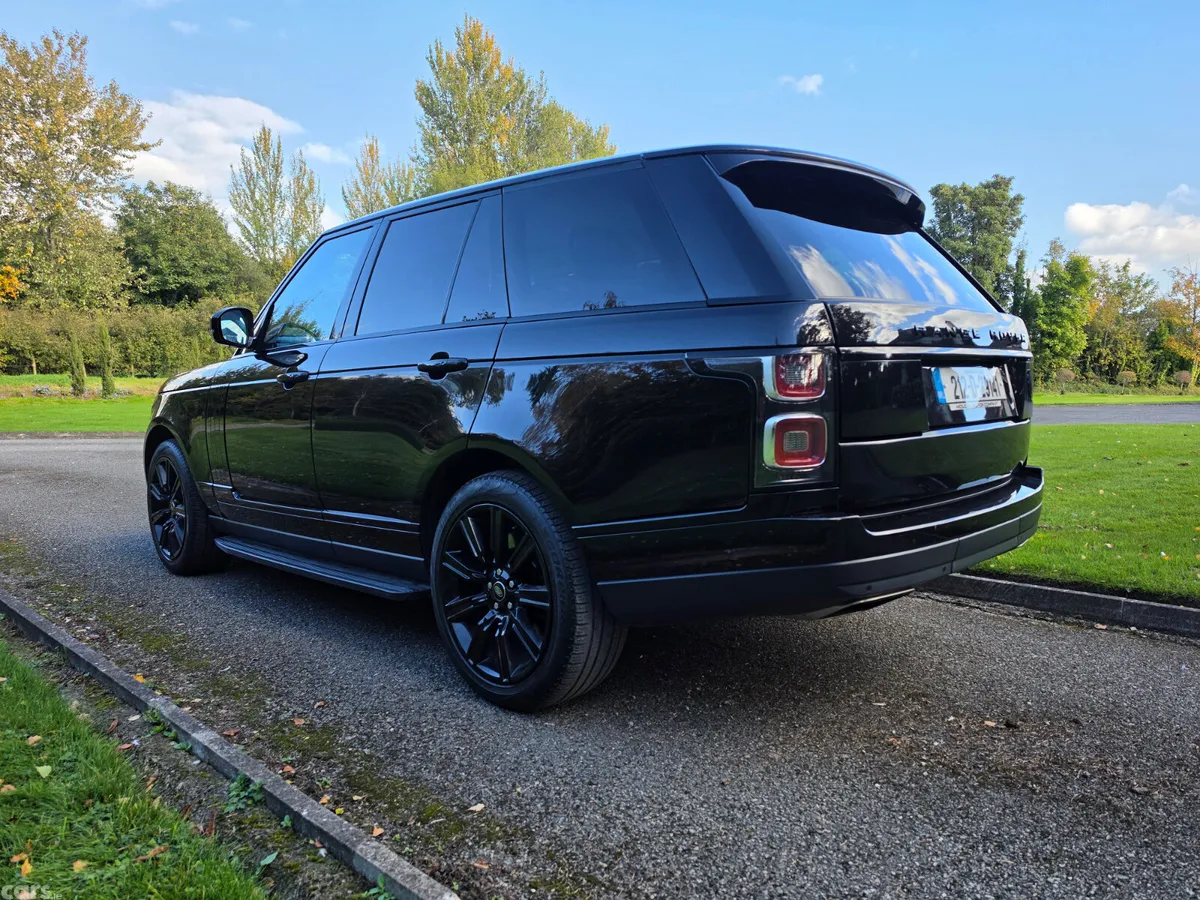 Land Rover Range Rover SUV, Petrol Plug-in Hybrid, 2021, Black