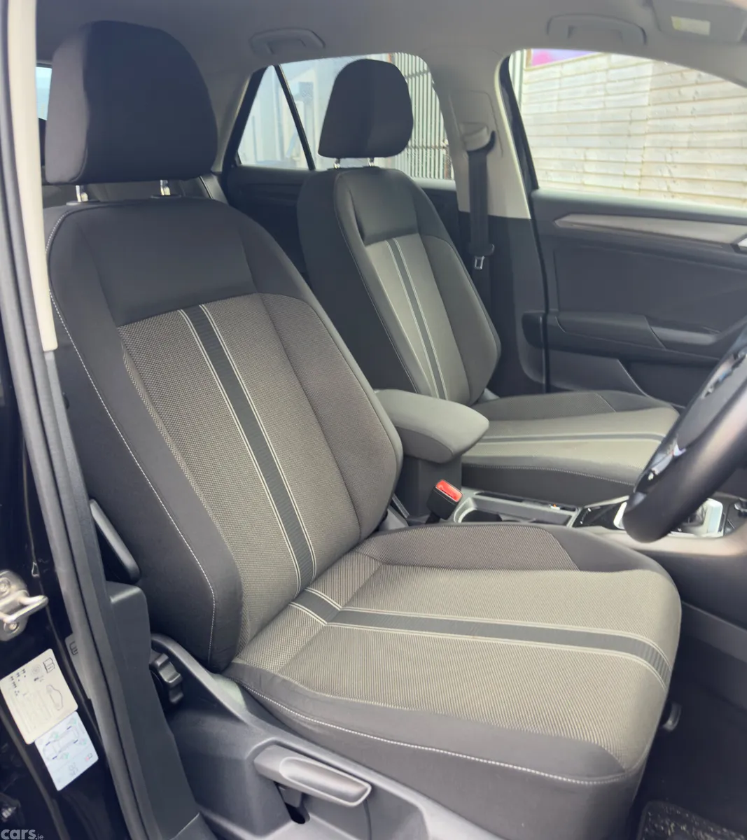 Volkswagen T-Roc SUV, Diesel, 2021, Black