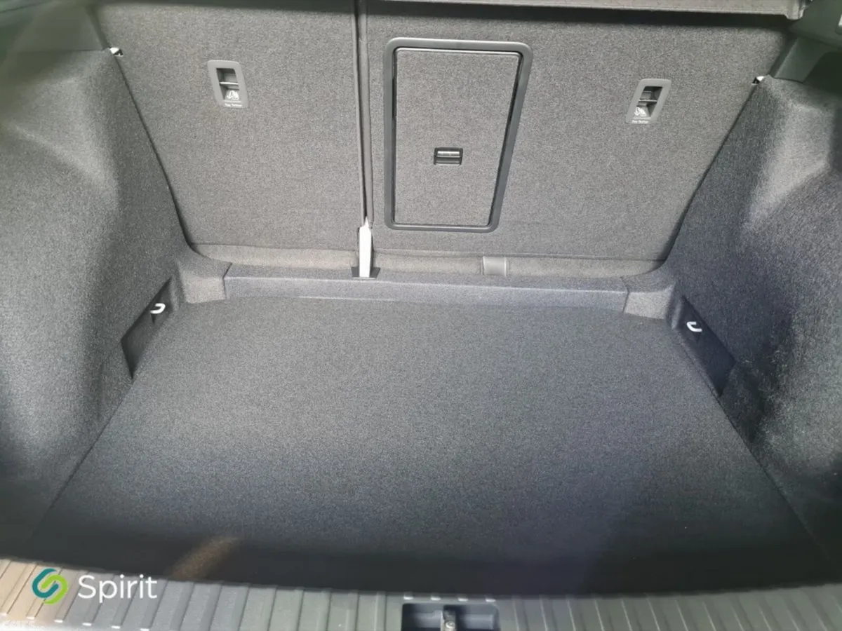SEAT Ateca SUV, Petrol, 2026, White
