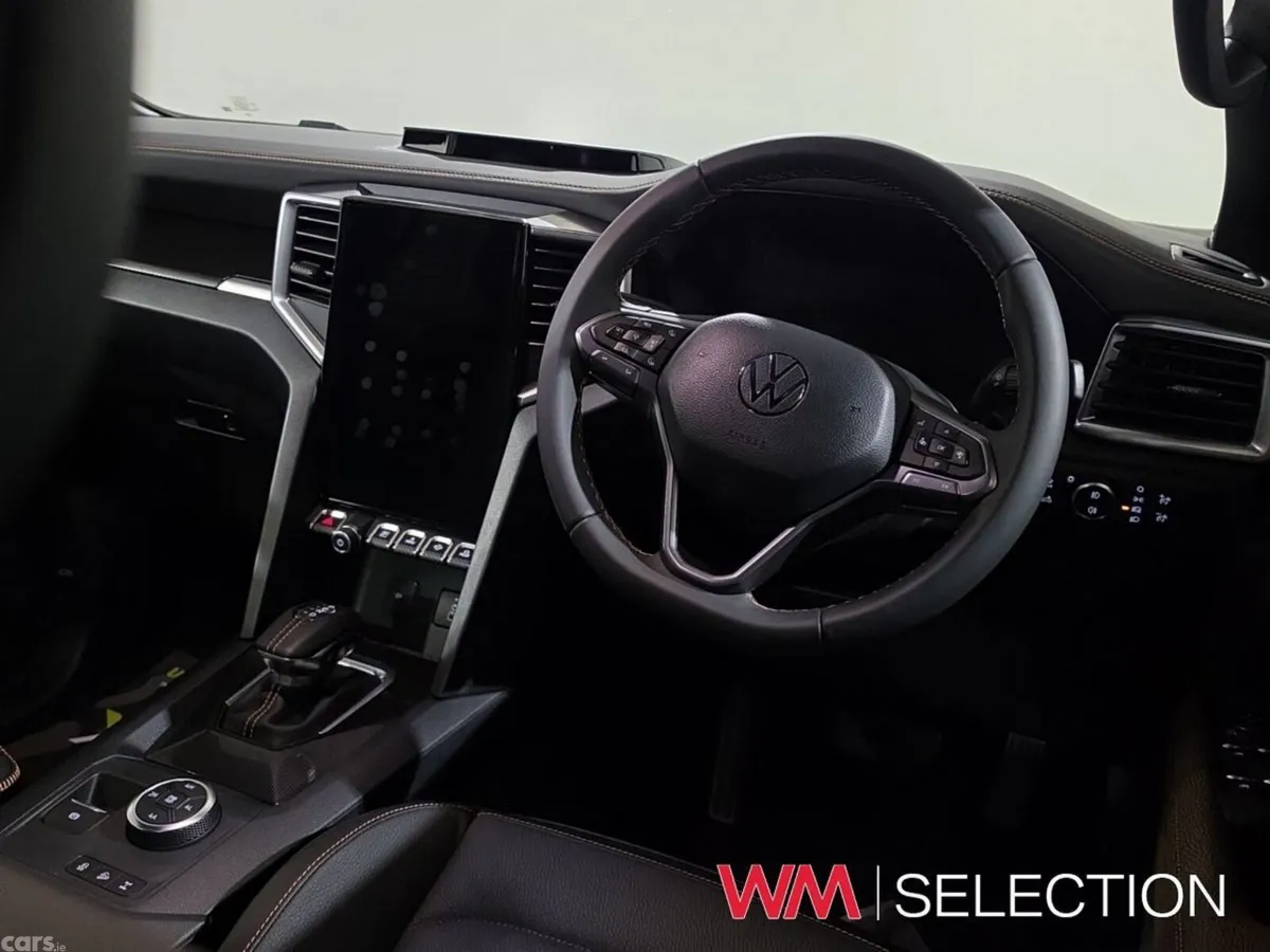 Volkswagen Amarok MPV, Diesel, 2026, Red
