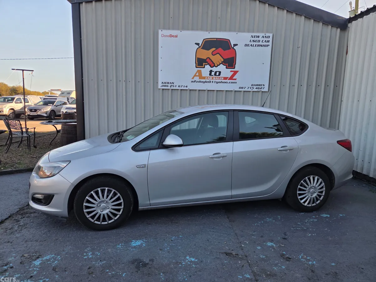 Opel Astra Saloon, Petrol, 2013, Silver