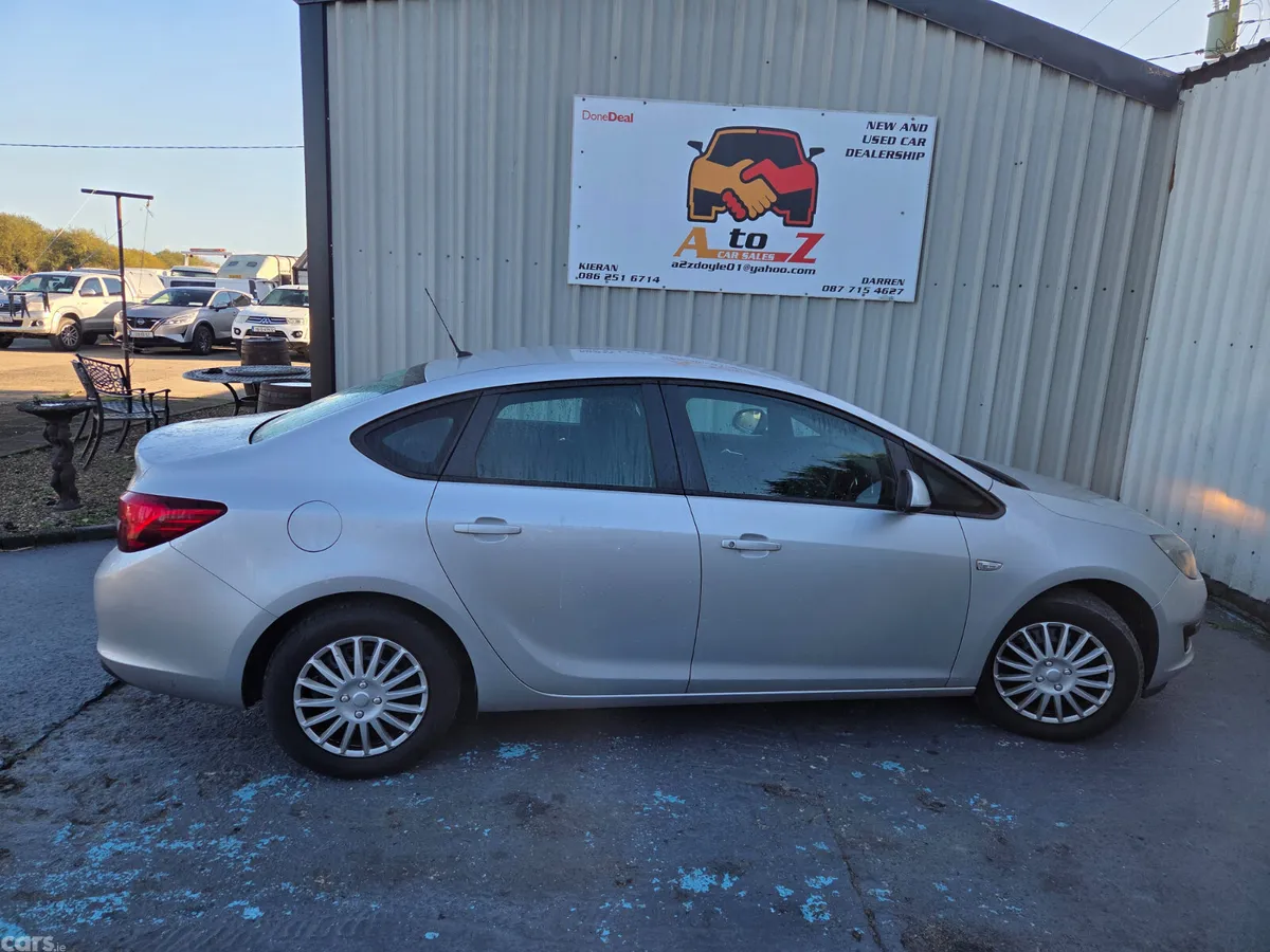 Opel Astra Saloon, Petrol, 2013, Silver