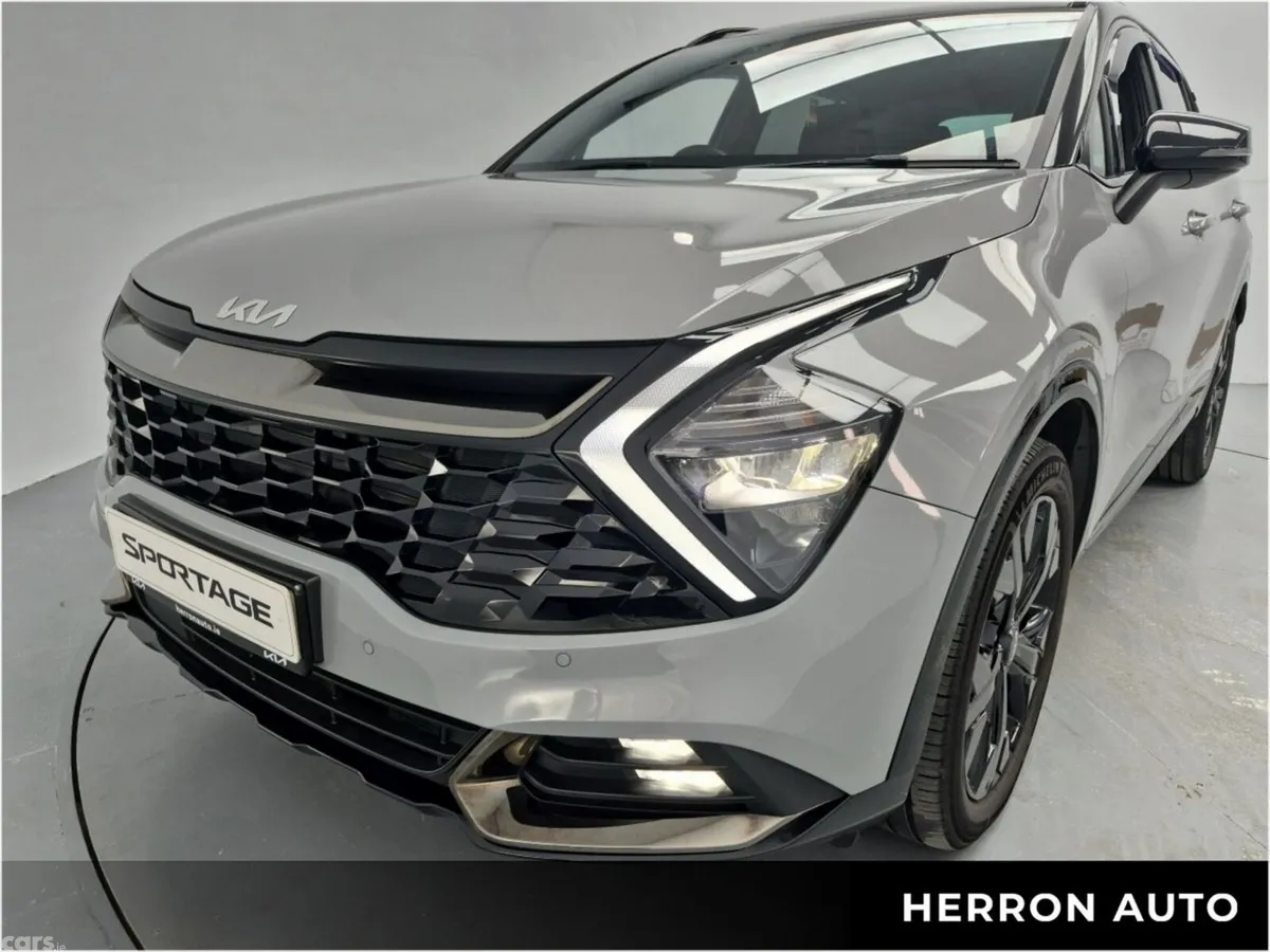 Kia Sportage SUV, Petrol Hybrid, 2024, Grey