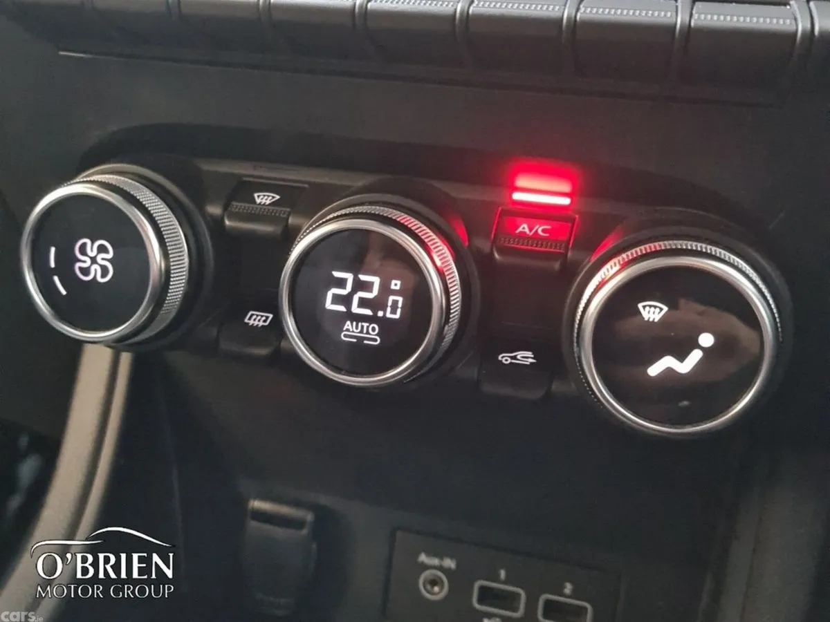 Renault Captur Hatchback, Petrol, 2020, Red