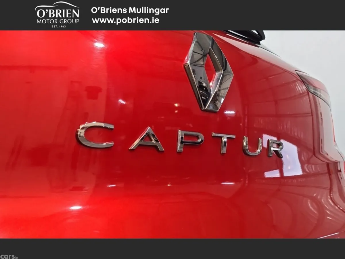 Renault Captur Hatchback, Petrol, 2020, Red