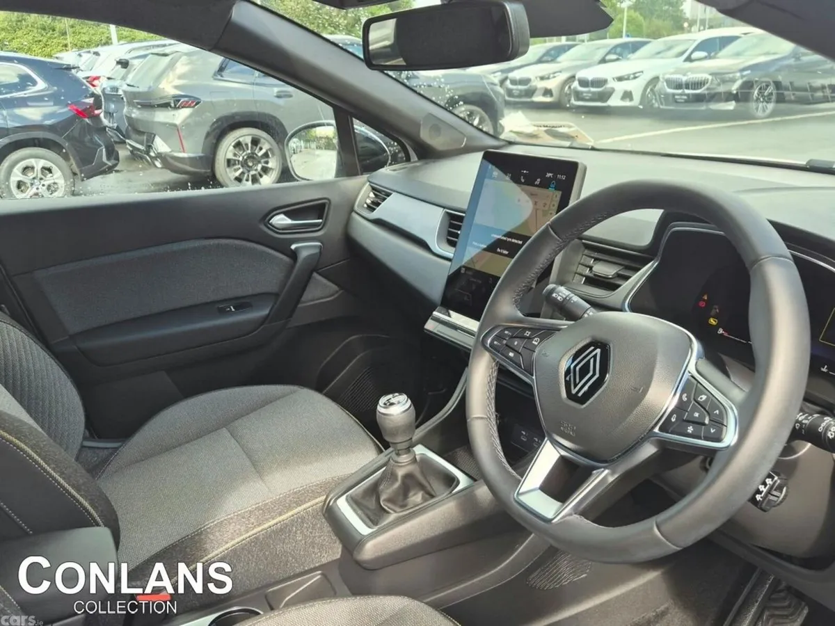 Renault Captur Hatchback, Petrol, 2025, White