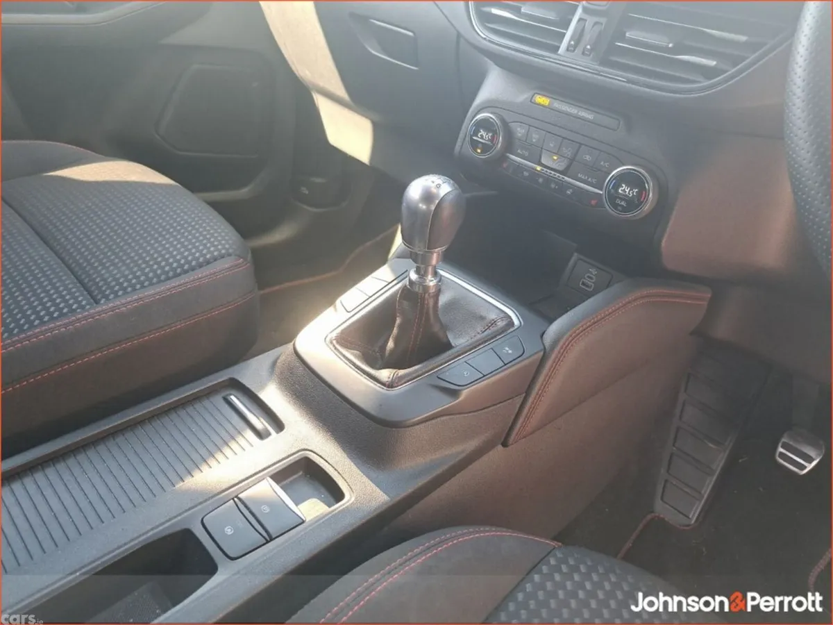 Ford Kuga SUV, Diesel, 2023, Red