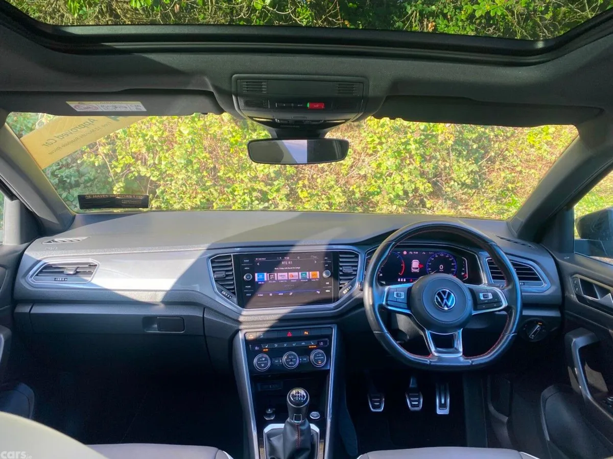 Volkswagen T-Roc SUV, Diesel, 2022, Black