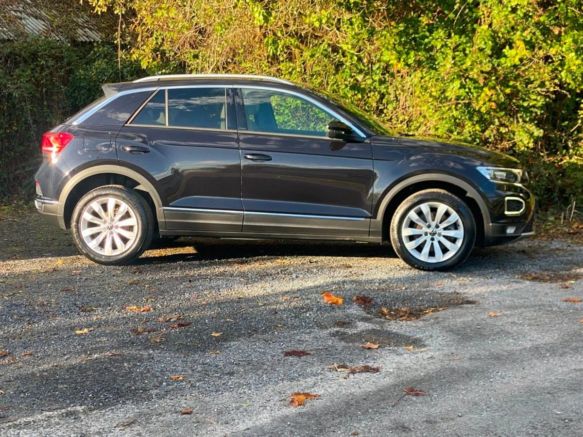Volkswagen T-Roc SUV, Diesel, 2022, Black