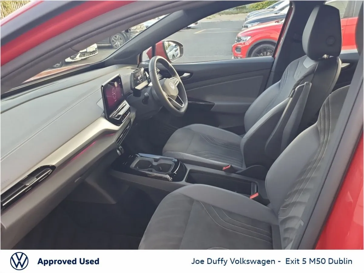 Volkswagen ID.4 Estate, Electric, 2023, Red