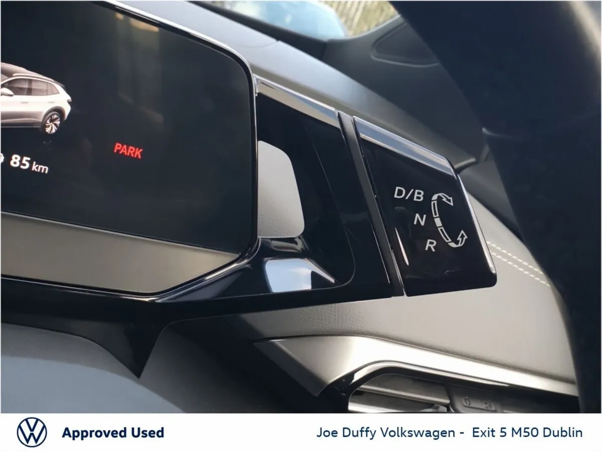 Volkswagen ID.4 Estate, Electric, 2023, Red