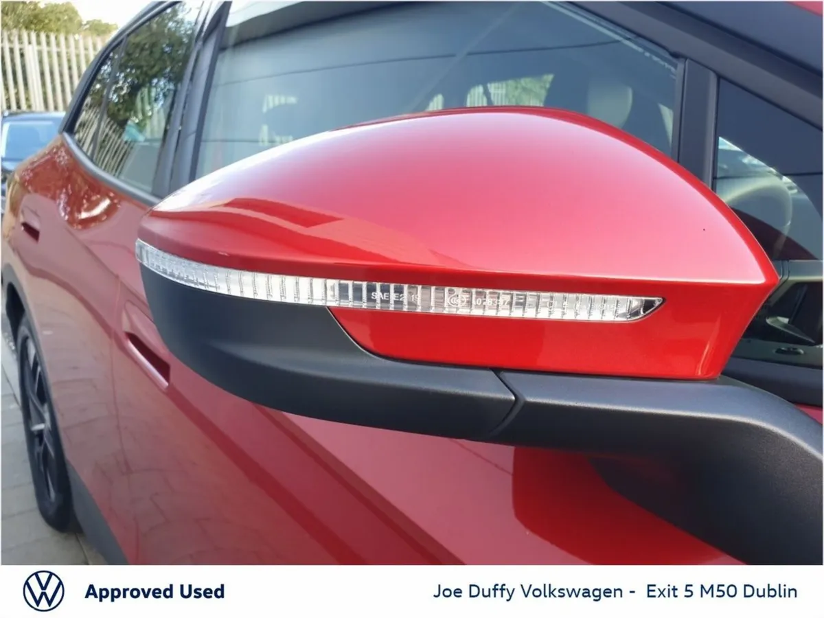 Volkswagen ID.4 Estate, Electric, 2023, Red