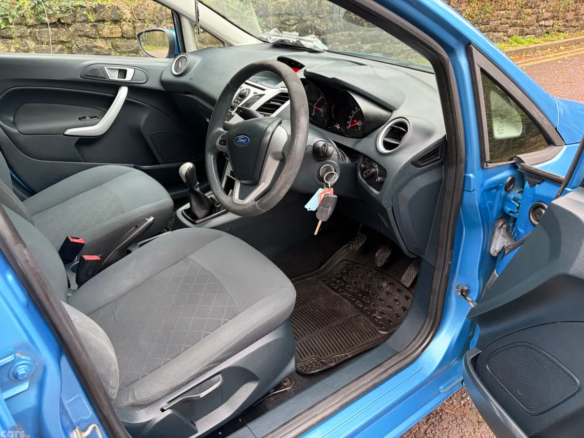 Ford Fiesta Hatchback, Diesel, 2012, Blue