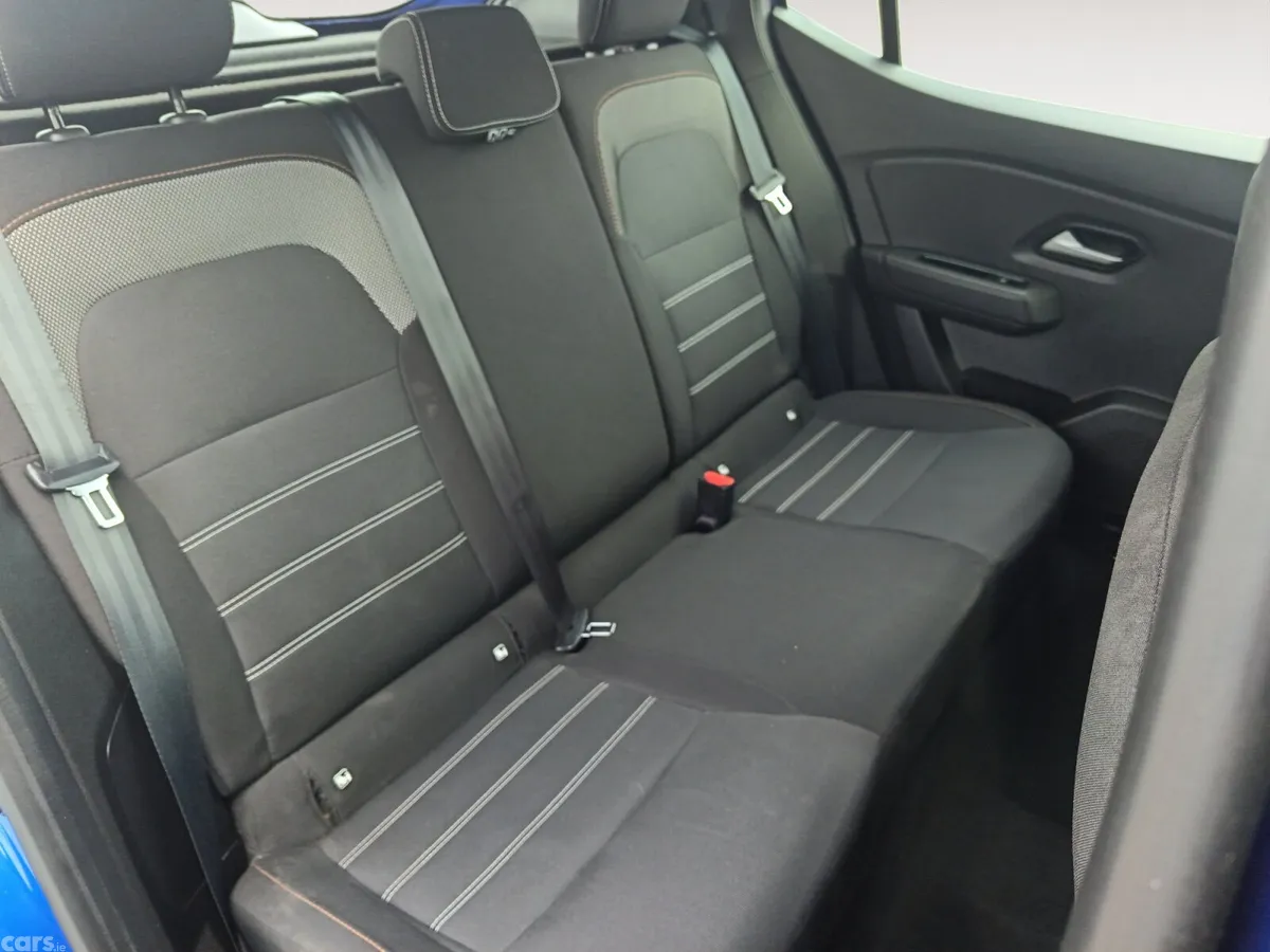 Dacia Sandero Stepway Hatchback, Petrol, 2023, Blue